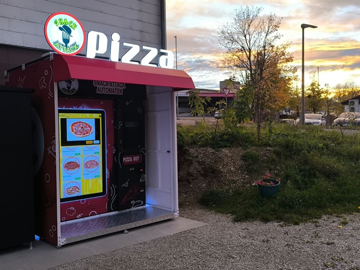 why-are-pizza-vending-machines-so-popular-overseas-4.jpg